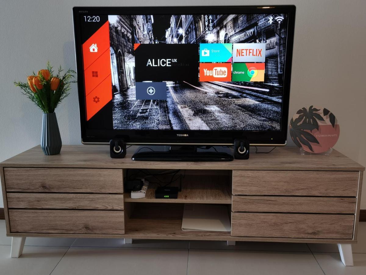 Landmark Stunning High Floor Coast View Studio #Netflix #Fast Wifi Tanjung Tokong Kültér fotó