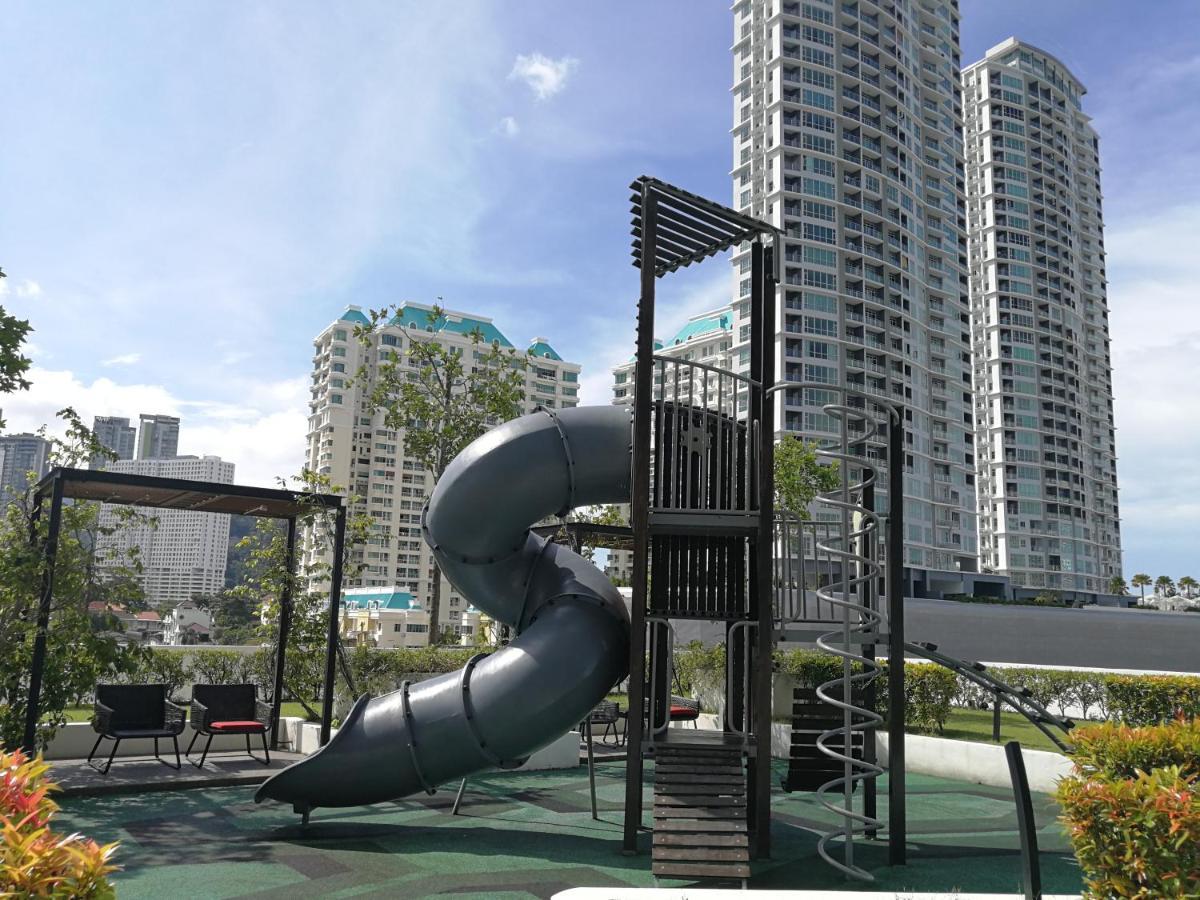 Landmark Stunning High Floor Coast View Studio #Netflix #Fast Wifi Tanjung Tokong Kültér fotó