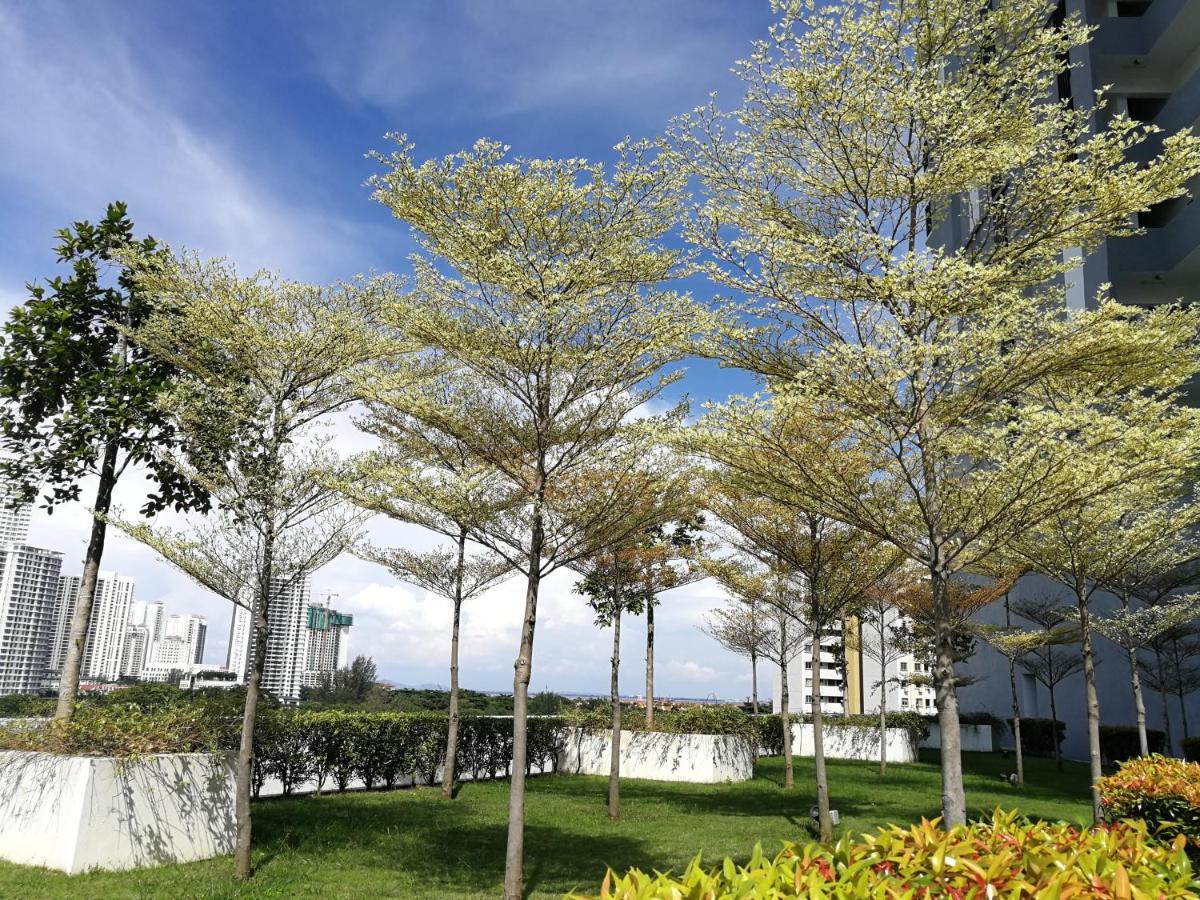 Landmark Stunning High Floor Coast View Studio #Netflix #Fast Wifi Tanjung Tokong Kültér fotó