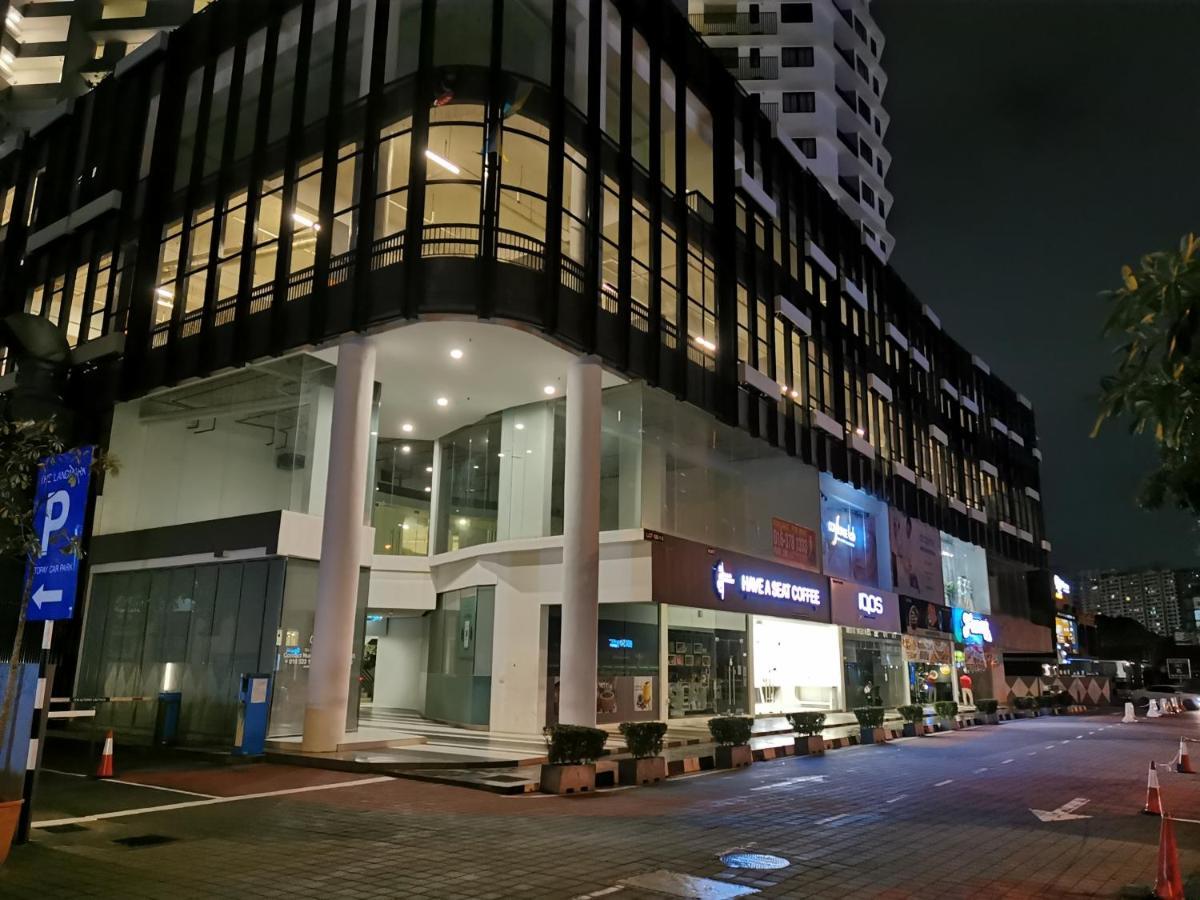 Landmark Stunning High Floor Coast View Studio #Netflix #Fast Wifi Tanjung Tokong Kültér fotó