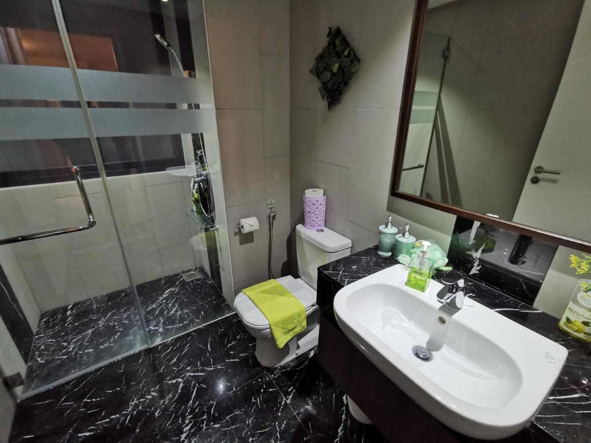 Landmark Stunning High Floor Coast View Studio #Netflix #Fast Wifi Tanjung Tokong Kültér fotó