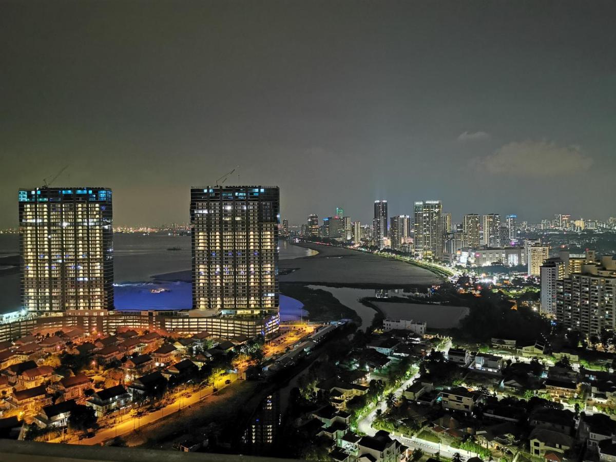 Landmark Stunning High Floor Coast View Studio #Netflix #Fast Wifi Tanjung Tokong Kültér fotó